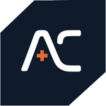 AC logo på mörk bakgrund